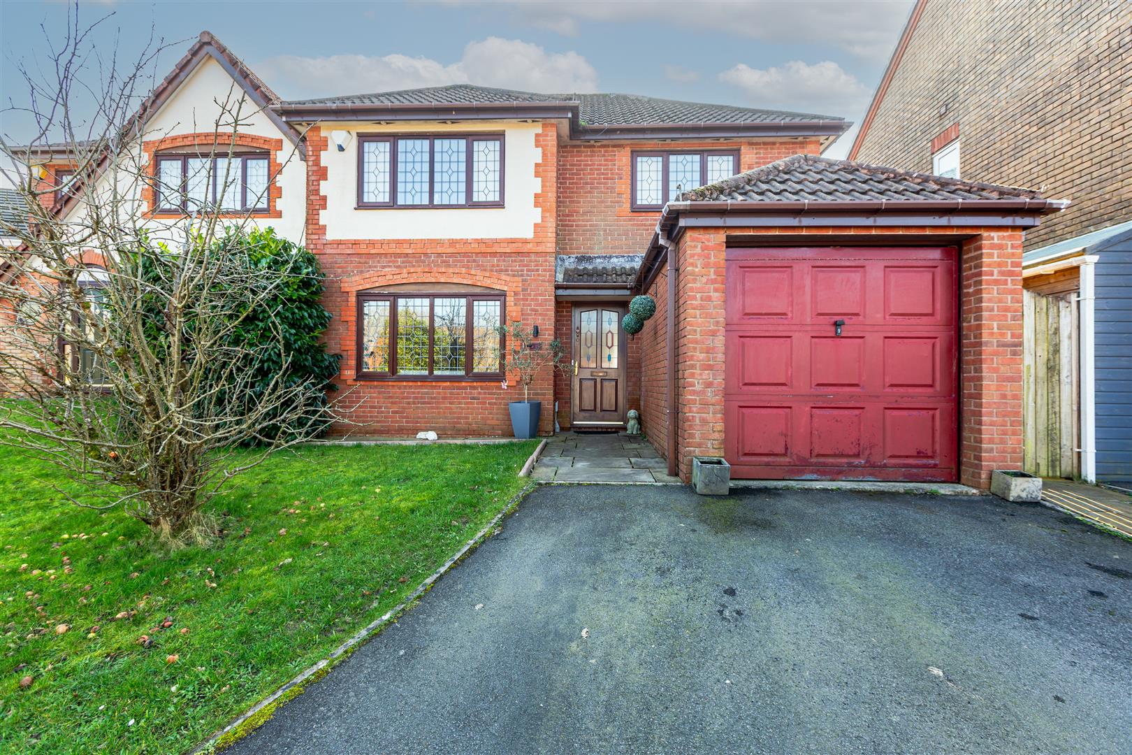 Ffordd Dryden, Killay, Swansea, SA2 7PA